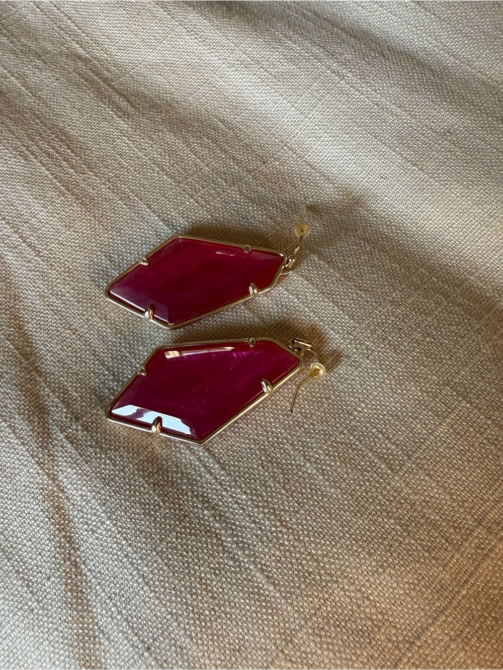 Kendra Scott Fuchsia Geometric Earrings